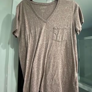 2 Universal Thread tshirts